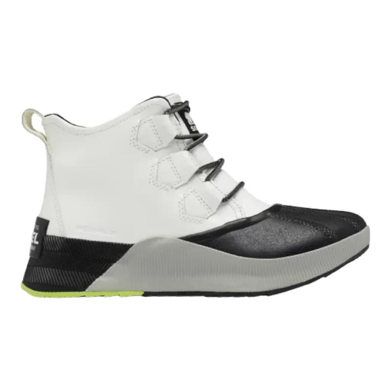 Deep Discounts Out 'N About III Classic Waterproof