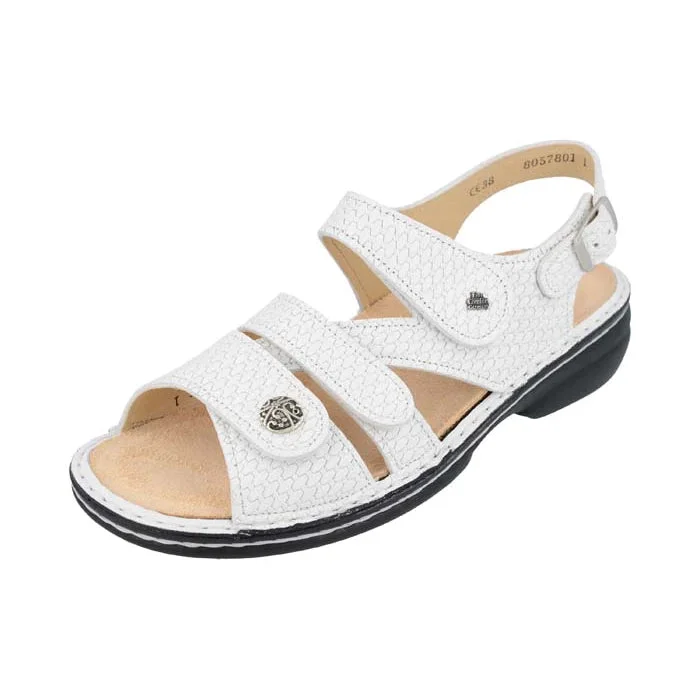 Weekend Bargains Galore Womens Finn Comfort Gomera in White Lotus