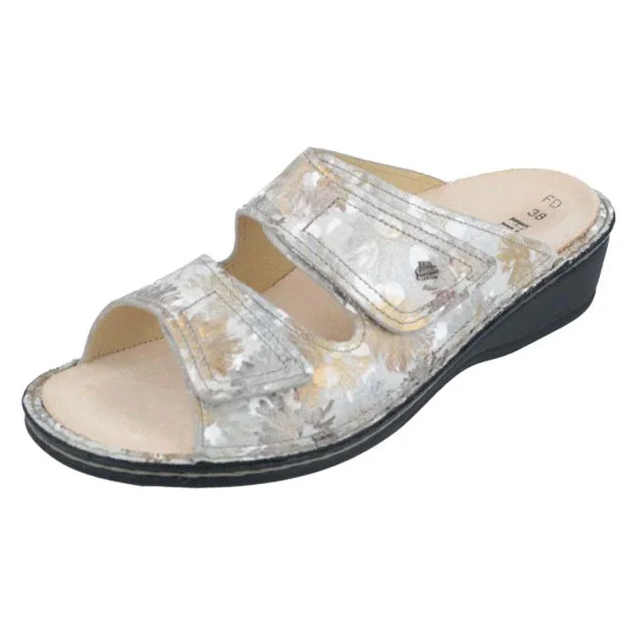 Weekend Deals to Make You Smile Womens Finn Comfort Jamaika in Arg Iris