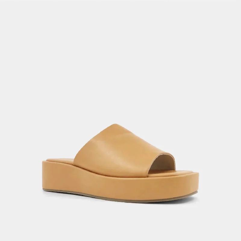 Special Discount Women's Lourdes Sandals In Camel