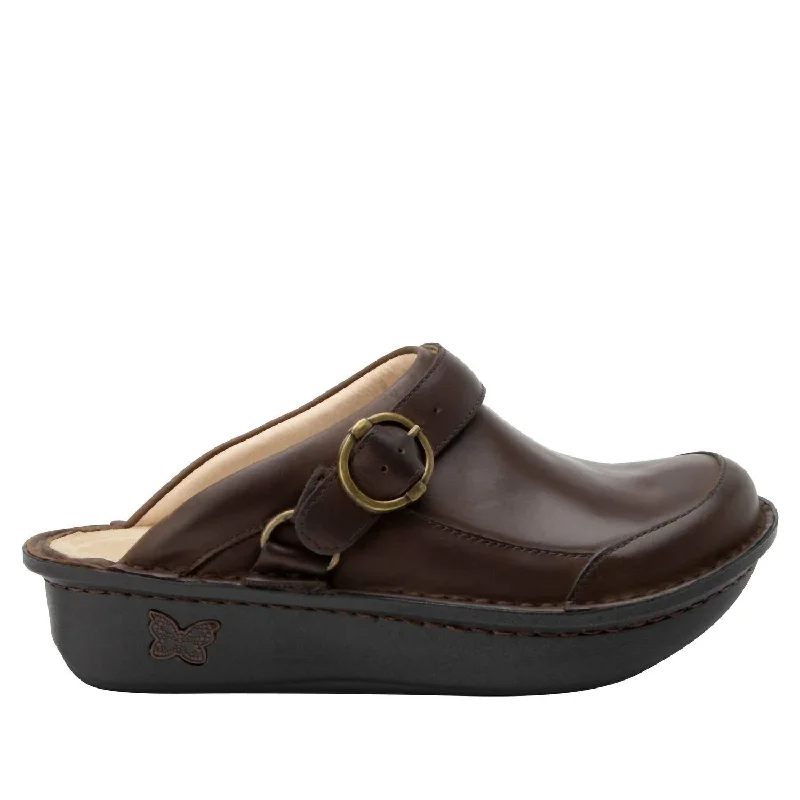 Deal of the Day Women's Seville Clog - Medium Width In Oiled Brown